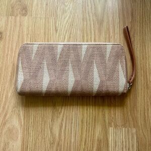 Manaola Zipper Clutch / Wallet